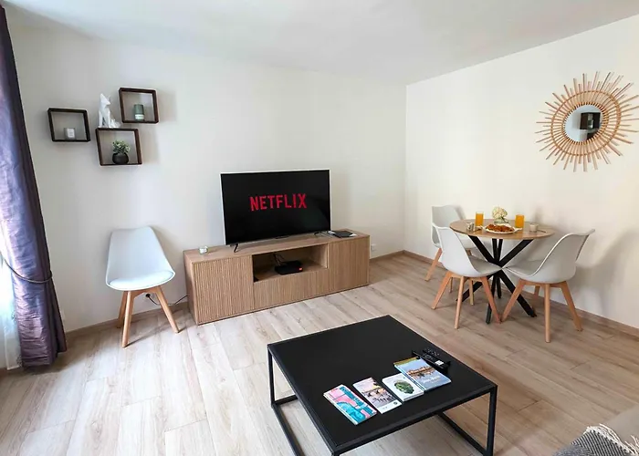 Hyper-Centre Melun, 2 Pieces, Wi-Fi Et Netflix